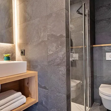 Roclisse -superbe A 5min Des Telecabines